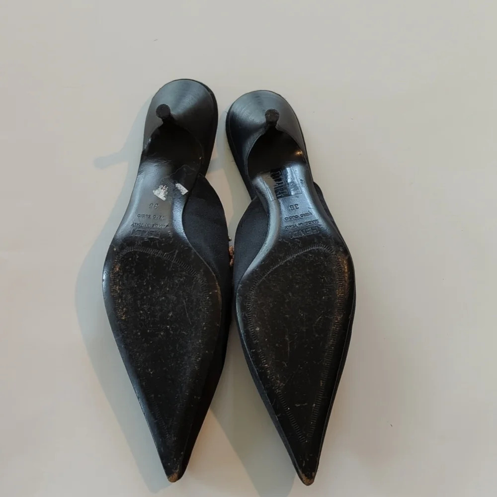 Fendi Vintage Embroidered black satin Boho kitten Heels size 6 - Picture 6 of 12